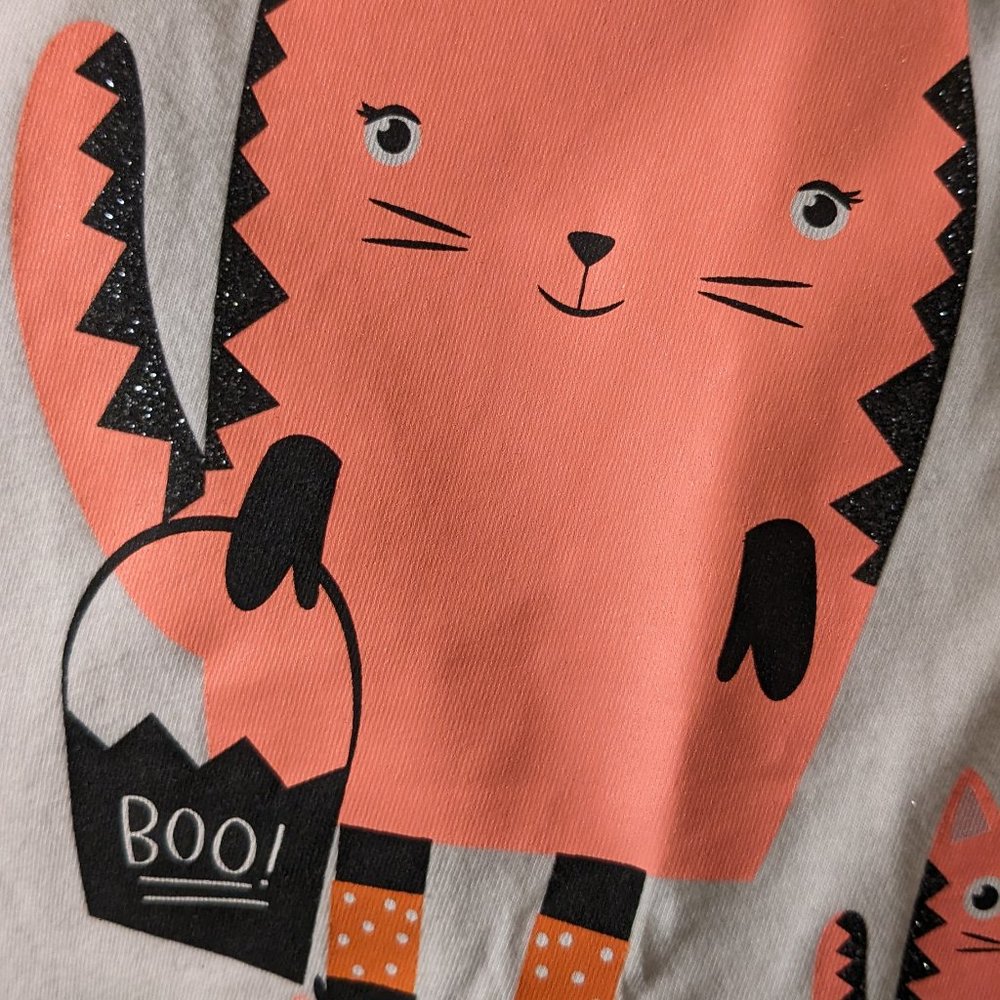 New Halloween t-shirt NWT